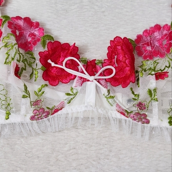 New!For Love and Lemons V-Day Floral  Embroidered Bra - Picture 8 of 12